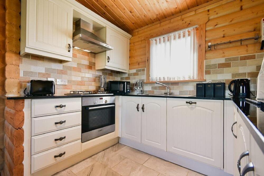 Heather Cottages - Brown Owl Bamburgh Exterior photo